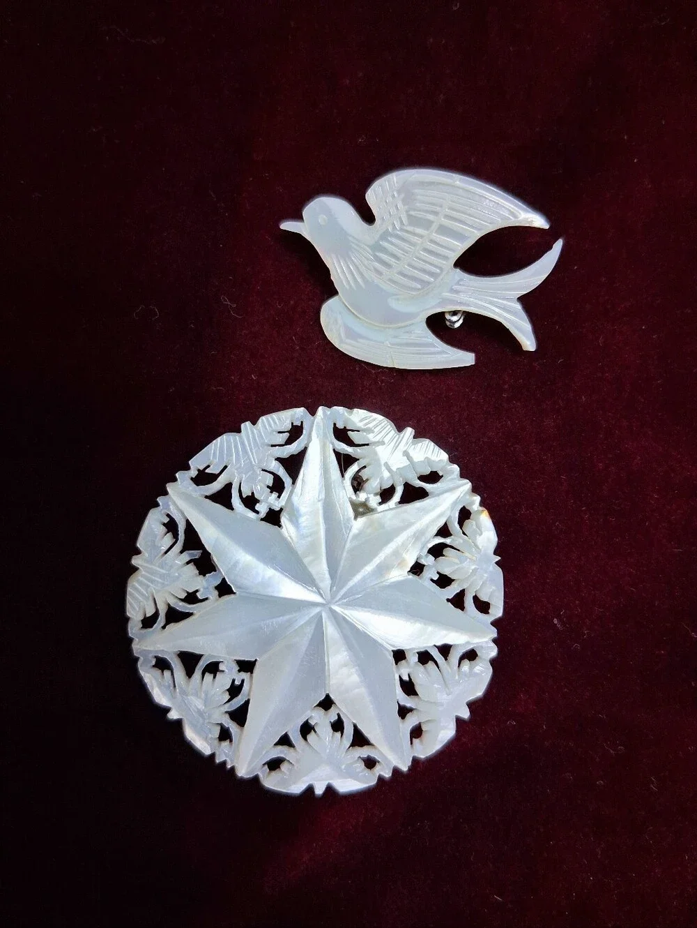 N/A vintage brooches